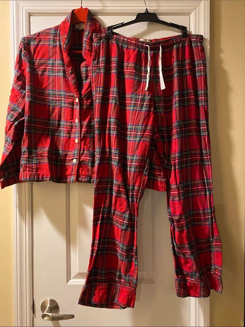 Love By Gap Full Length Pajama Set In Clean Washed Condition